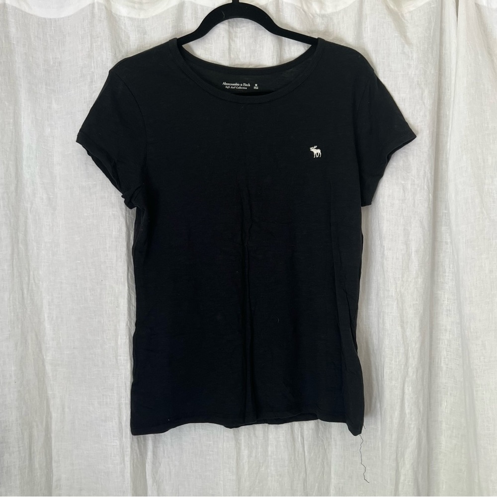 Women’s Abercrombie & Fitch A&F soft AF tee shirt black medium